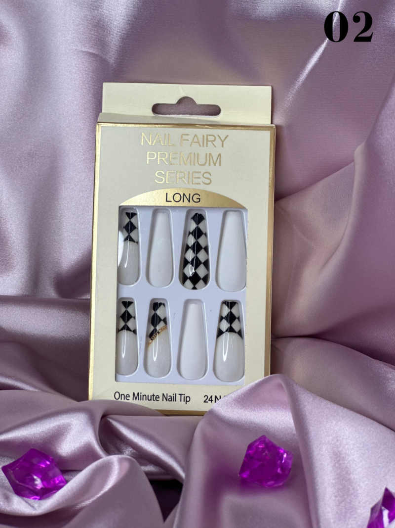 Press on nails – Image 3